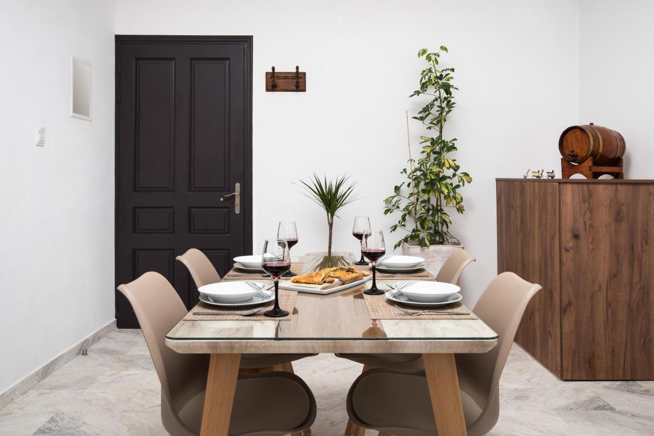 Vista Del Puerto Apartment Chania  ภายนอก รูปภาพ